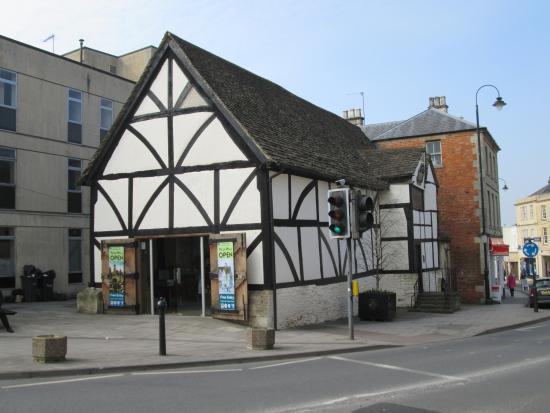 The Yelde Hall And The Council Chamber