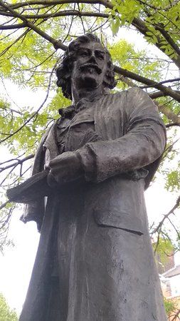James Abbott McNeill Whistler Statue