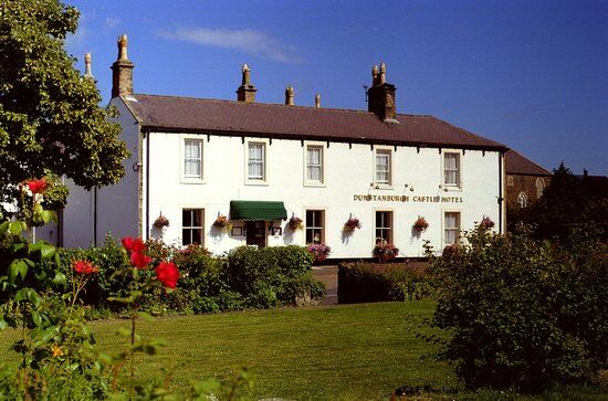 Dunstanburgh Castle Hotel
