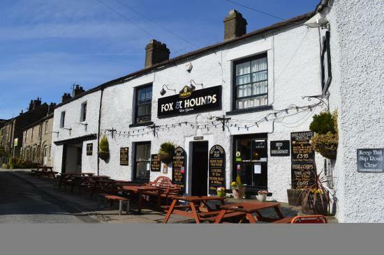 The Fox & Hounds