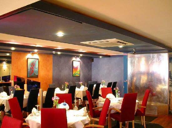 Bina Tandoori