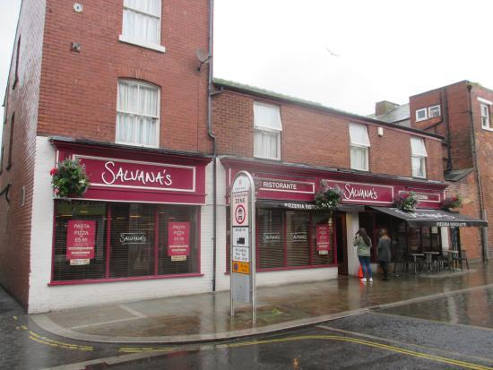 Salvanas Restaurant