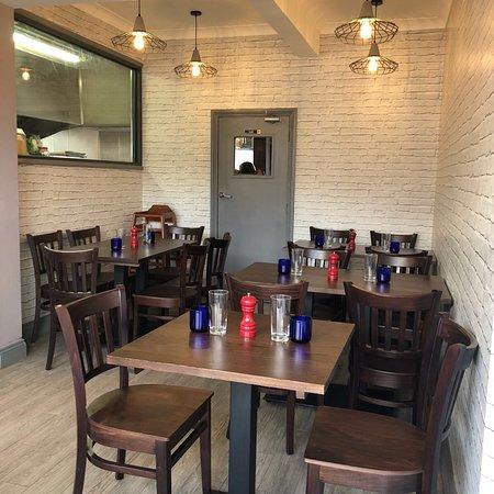 Whyteleafe Pizza & Grill