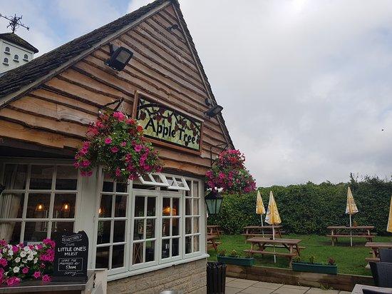 Apple Tree Inn