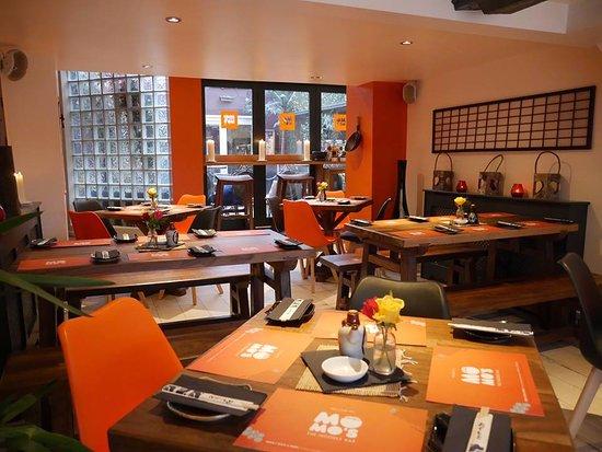 Momo's - The Noodle Bar
