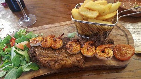 Hadlows BBQ Flames