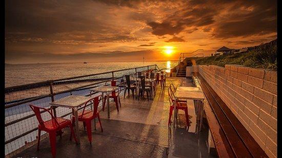 Shoals Cafe On The Lido