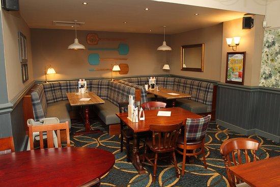 The Ferry Hotel Stonehouse Pizza & Carvery