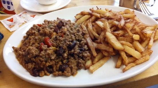 Cafe Lisboa Woking