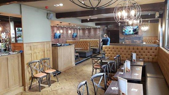 Four Ways Bar & Grill