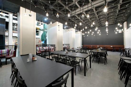 Cafe at IWM London