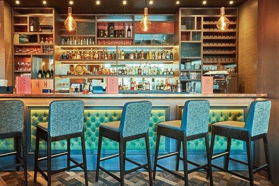 M Bar & Grill