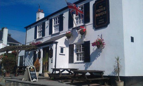 Prince Maurice Pub
