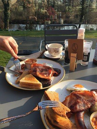 HAMILTONS by the river