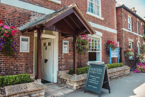 Hunters Bar & Kitchen