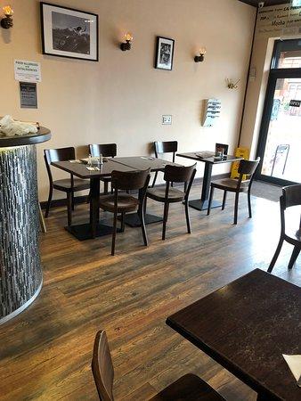 Aroma Cafe Bar