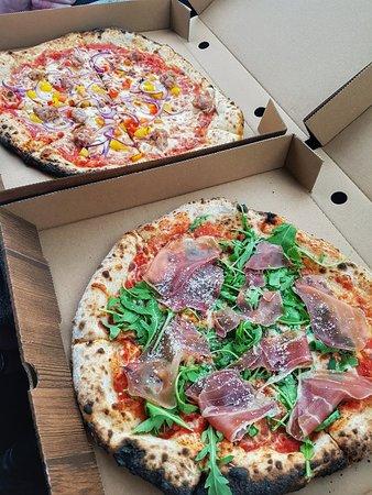 Woody's Pizza Cornwall