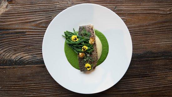 Park's Edge Bar and Kitchen