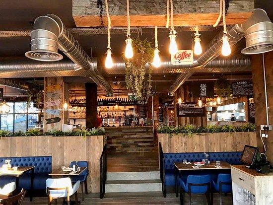 Midpoint Restaurant