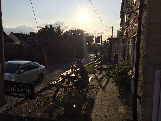 The Blackmore Vale Inn