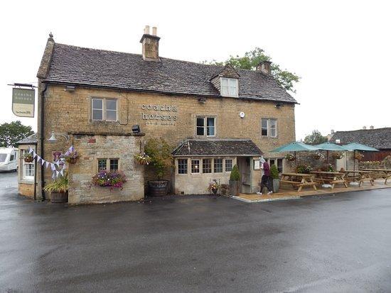 Alibaba- Coaches And Horses Pub
