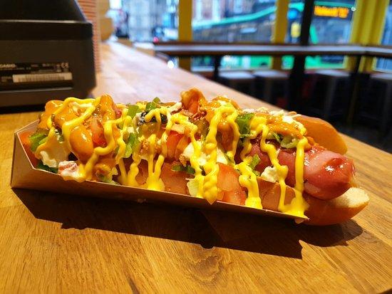 Spuds N' Dawgs