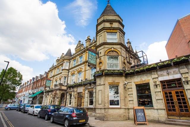 The Drayton Court Hotel