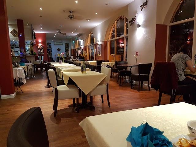 Rim Nam Thai Restaurant