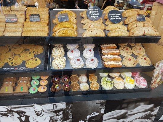 Warren's Bakery