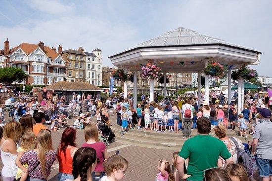 Bandstand Kiosk