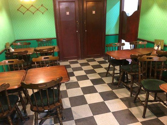 Huttons Restaurant