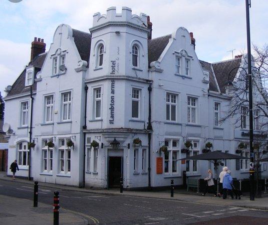 Lambton Arms Hotel