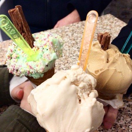 Groovy Moo Fresh Artisan Gelato