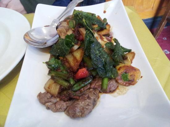 Dee Dee Thai Restaurant