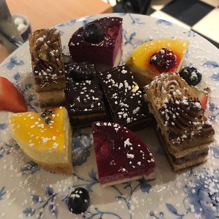 Yalbury & Yvon's Cafe Wine bar