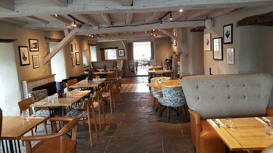 Havener's Bar and Grill