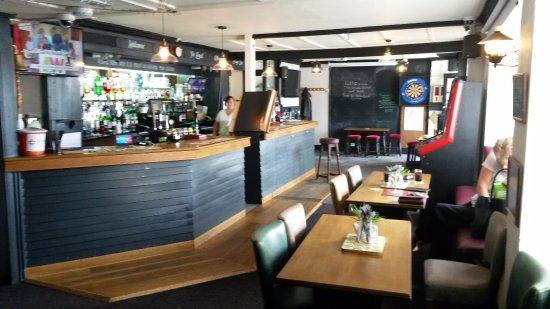 Royal Albert Bridge Inn