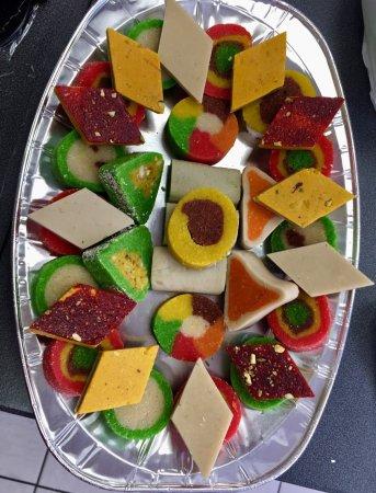 Aarti Sweet Centre