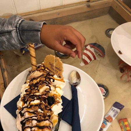 Salcombe Dairy Ice Cream Parlour