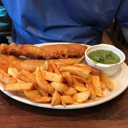 Lifeboat Fishbar