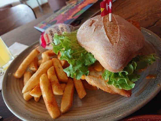 Nandos Chickenland
