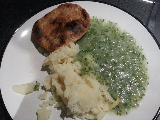 Robins Pie And Mash
