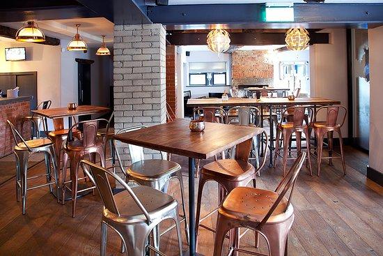 Harvey's Bar