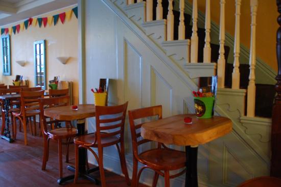 Bendula Bar & Restaurant