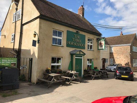The Three Horseshoes