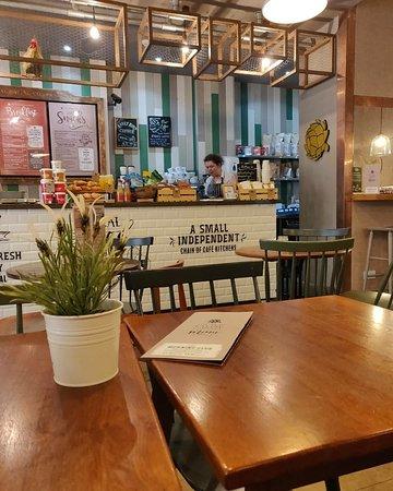 Real Eating Company Cafe & Kitchen