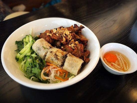 Suum Vietnamese Kitchen
