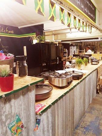 Cave Valley Kitchens