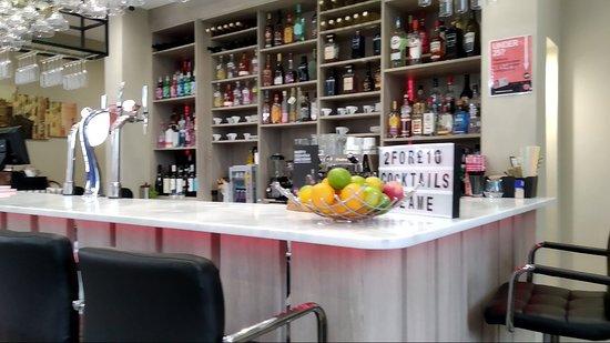 Flame Bar & Restaurant