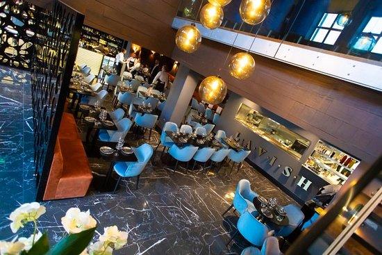 Lavish Bar & Grill